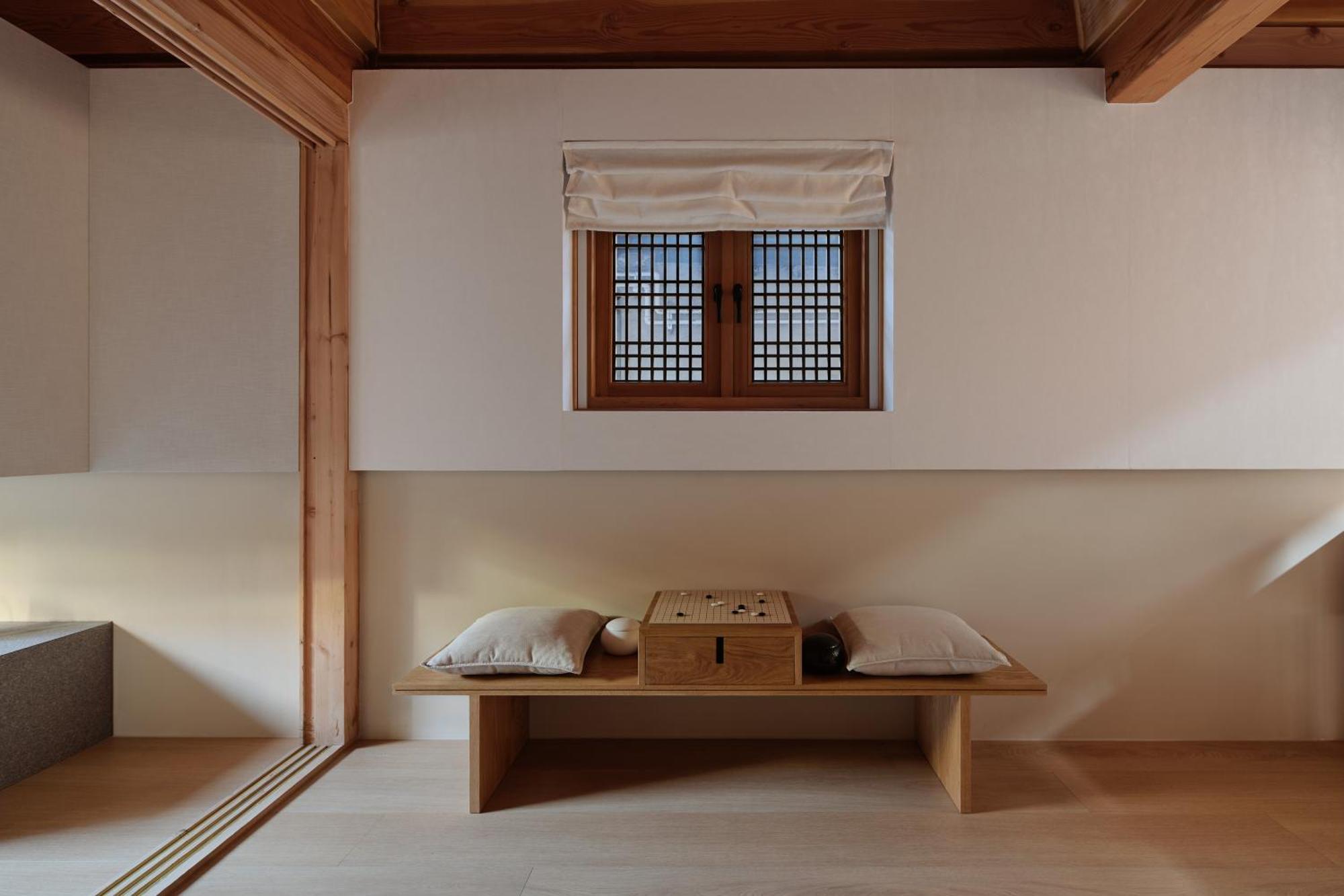 The Korean Traditional Hanok In Downtown Seoul For Convenient Public Transportation - Seoul Ari Zewnętrze zdjęcie