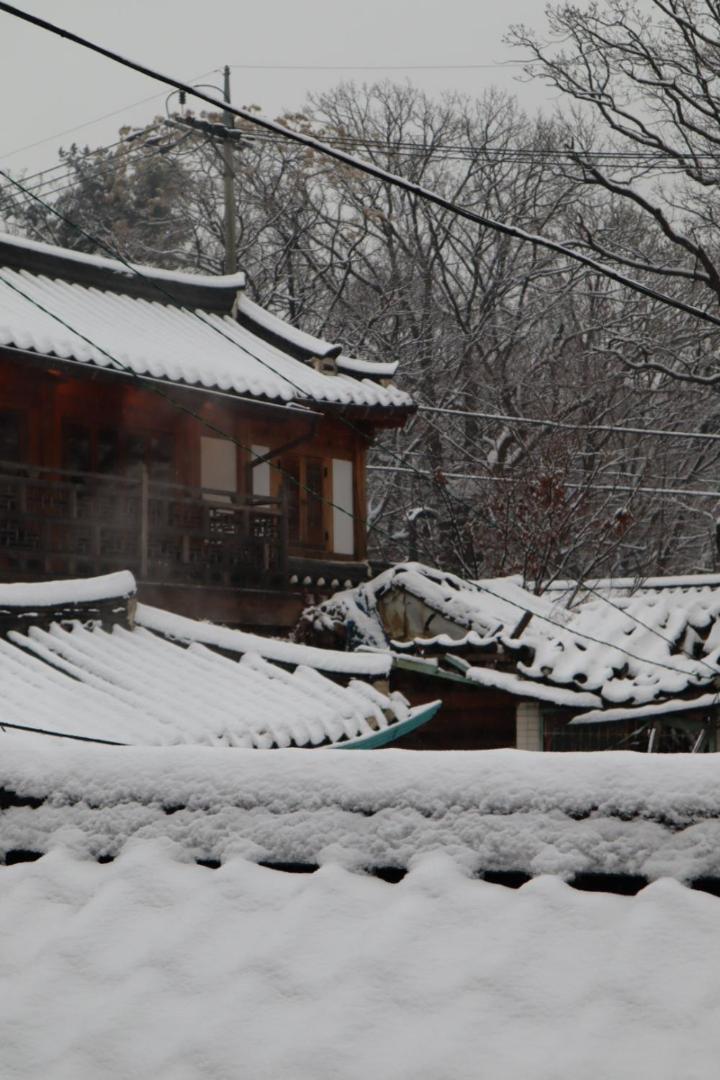 The Korean Traditional Hanok In Downtown Seoul For Convenient Public Transportation - Seoul Ari Zewnętrze zdjęcie