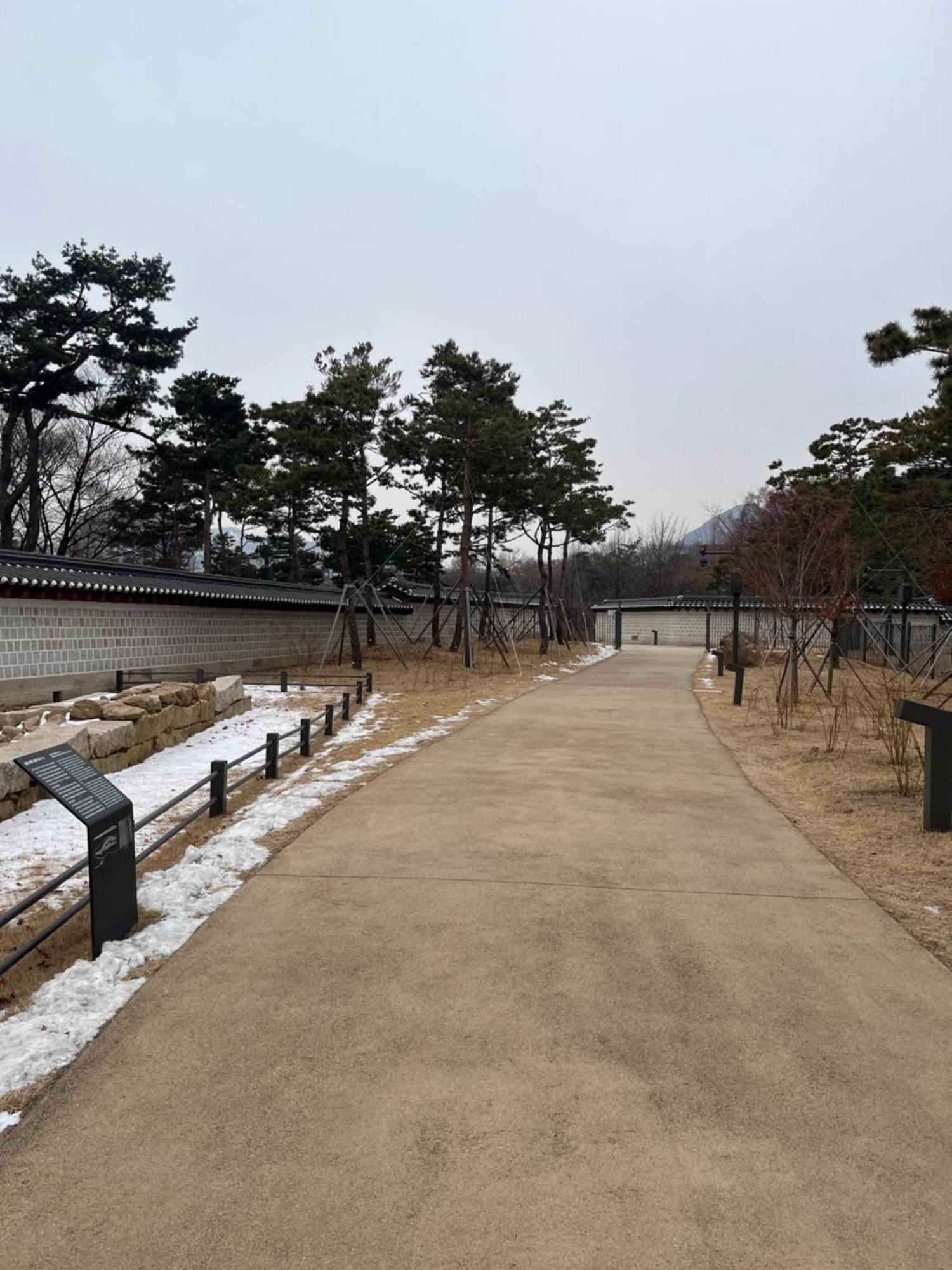 The Korean Traditional Hanok In Downtown Seoul For Convenient Public Transportation - Seoul Ari Zewnętrze zdjęcie